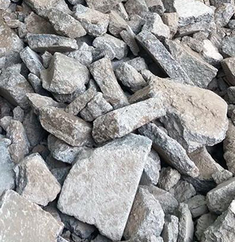 Mobile crushing plant processing construction waste